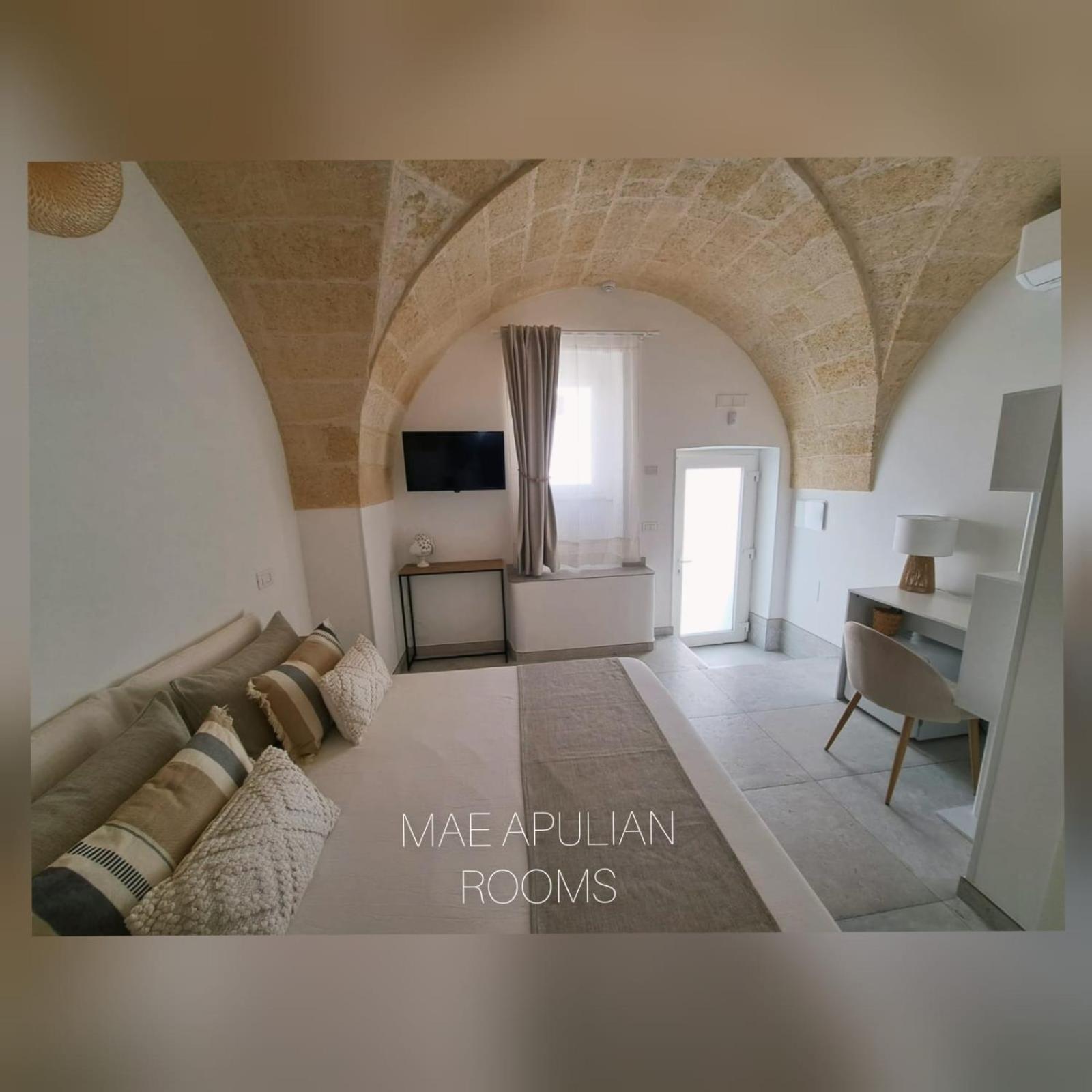 Mae Apulian Rooms Grottaglie Buitenkant foto